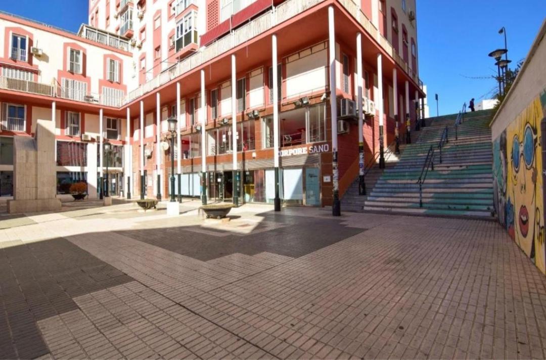 Apartamento Librun มาลากา ภายนอก รูปภาพ