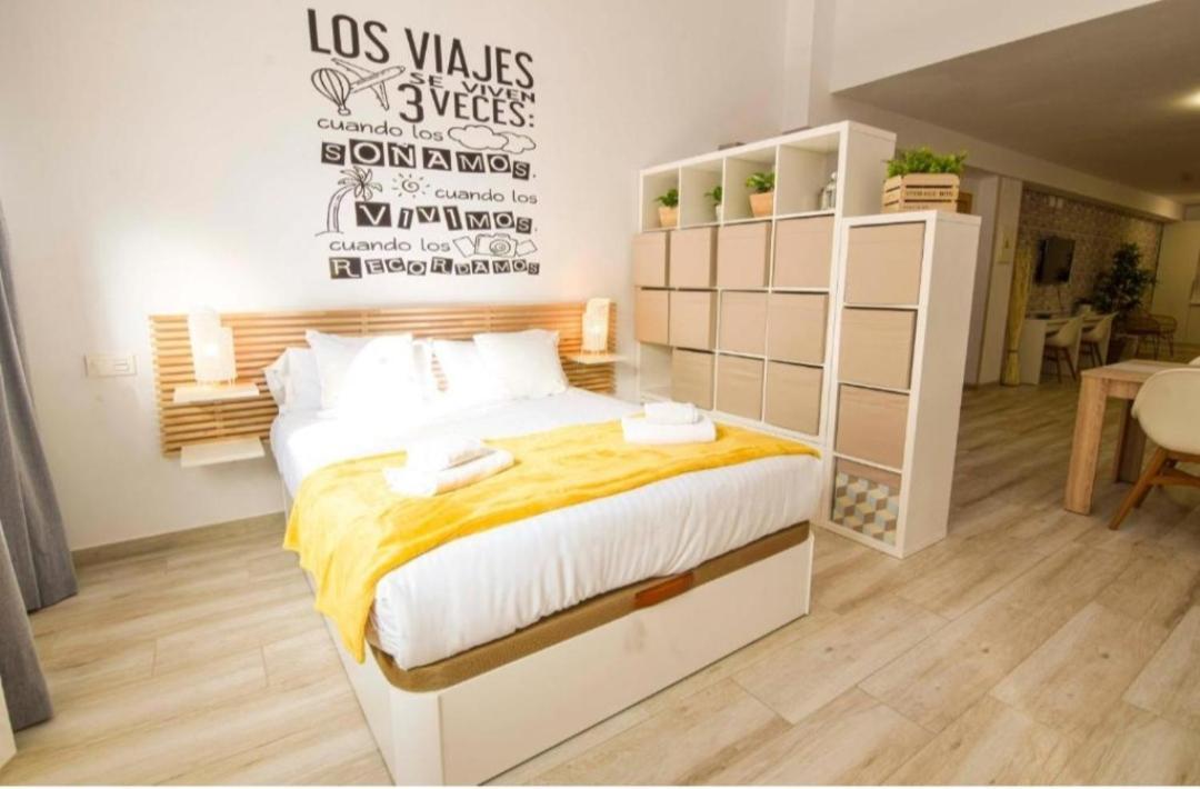 Apartamento Librun มาลากา ภายนอก รูปภาพ